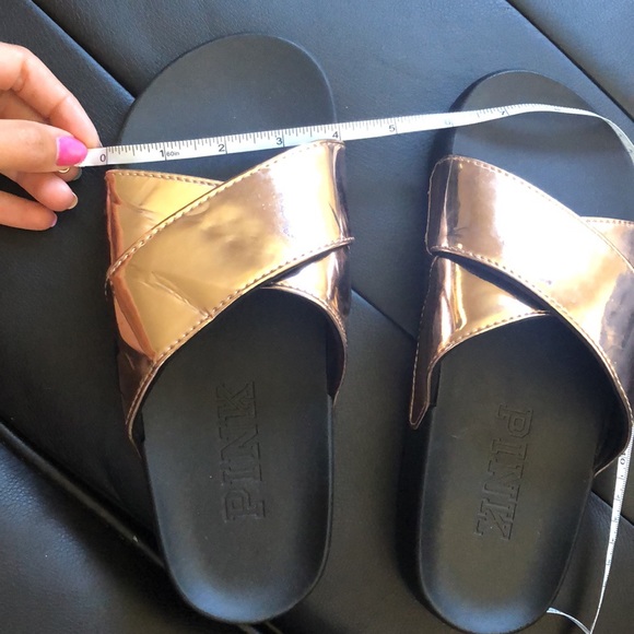 VICTORIA’S SECRET PINK Rose gold cross strap sandals. No size marked-possibly 6 - Picture 5 of 6